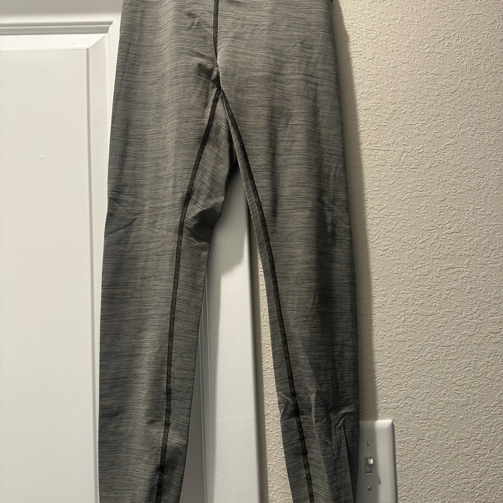 Green Grey Lululemon Leggings Size 6
